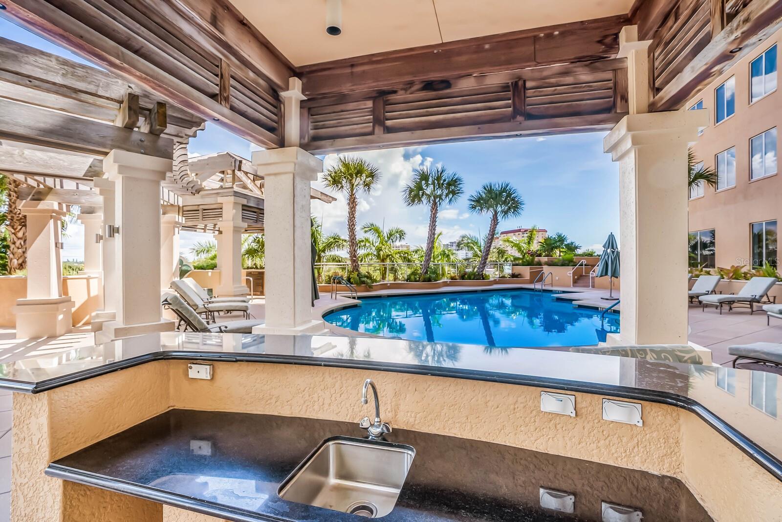 THE BEACH RESIDENCES - Residential