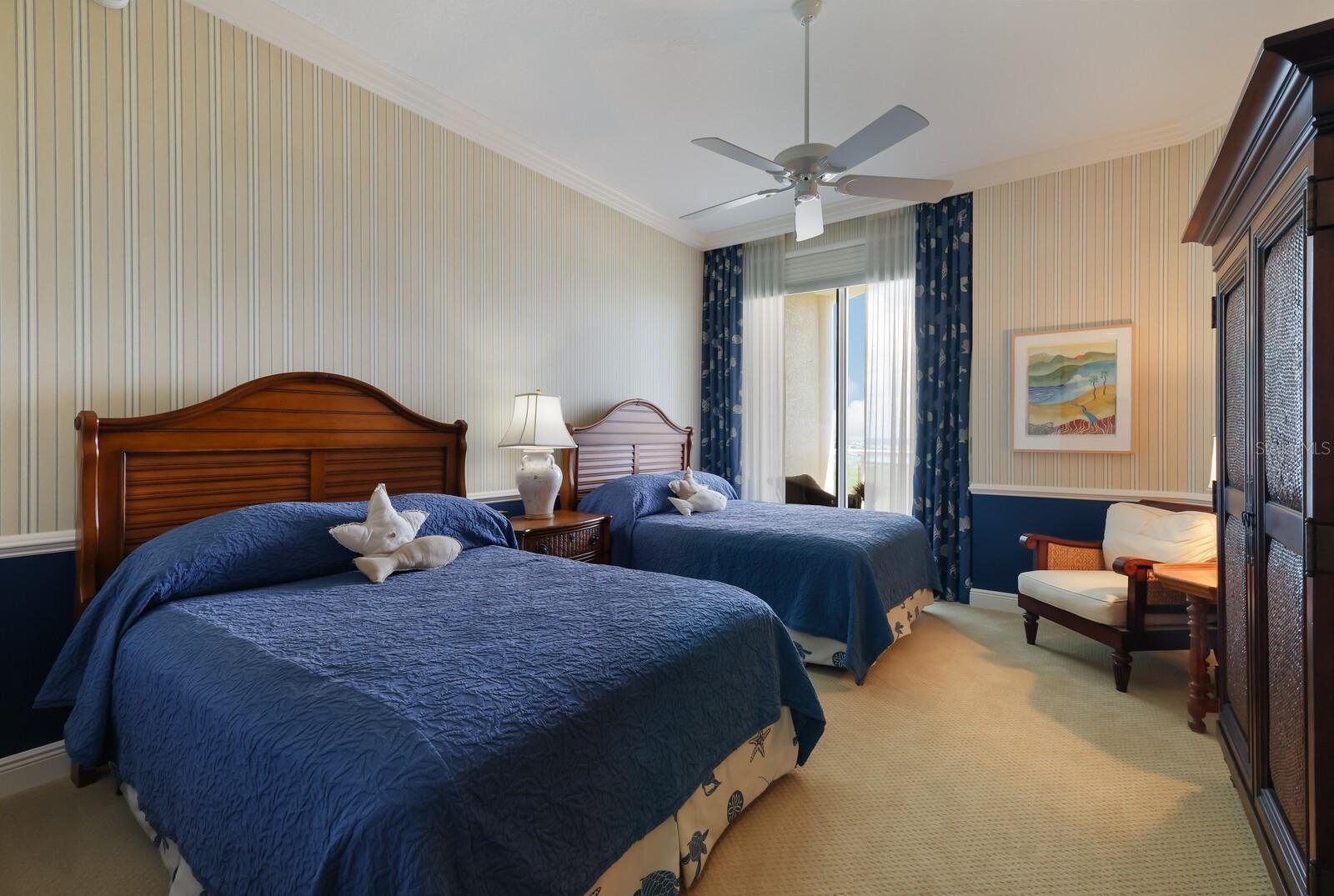 THE BEACH RESIDENCES - Residential