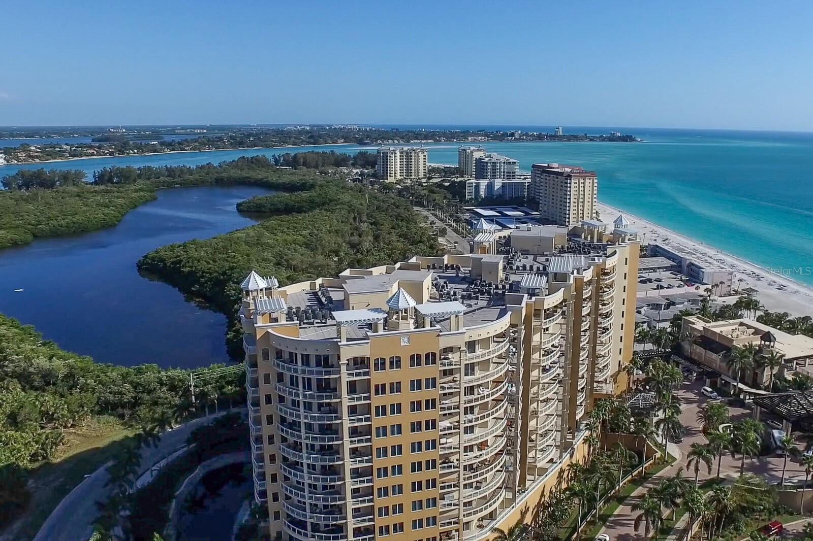 THE BEACH RESIDENCES - Residential