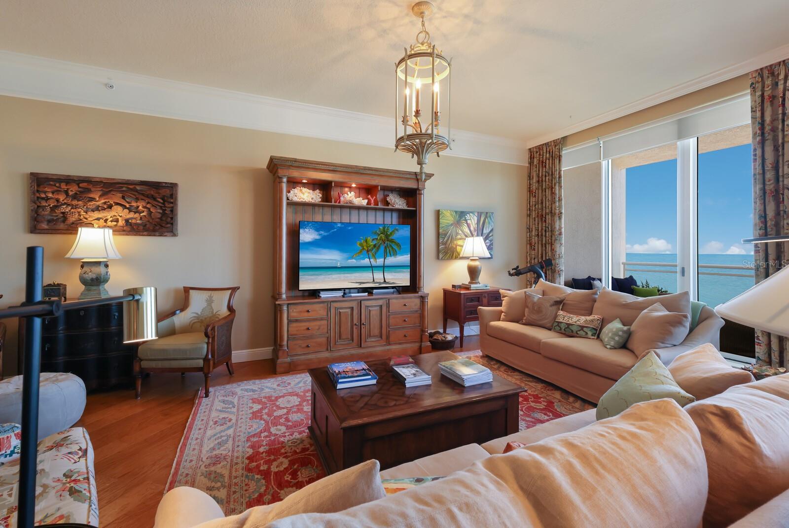 THE BEACH RESIDENCES - Residential