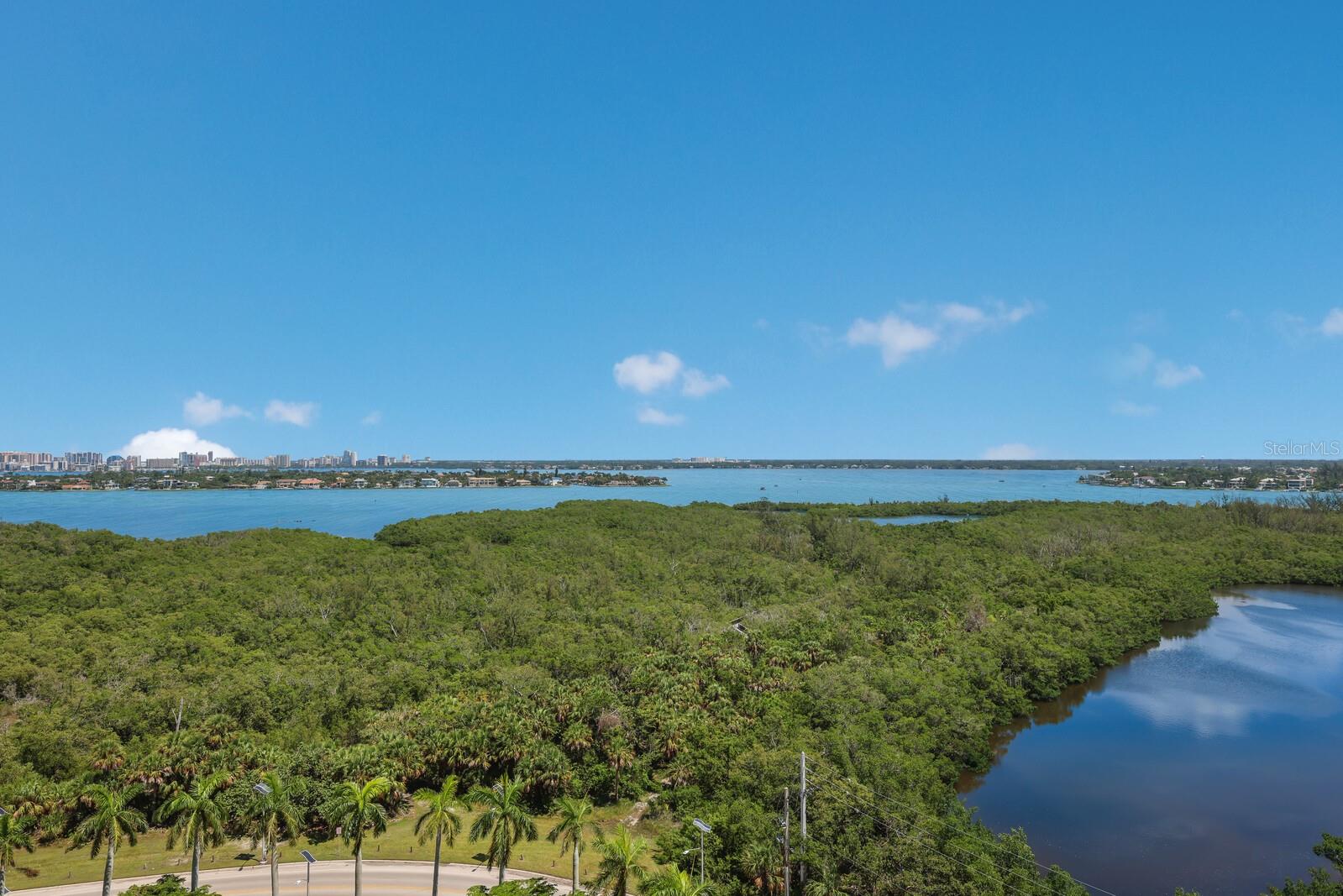 THE BEACH RESIDENCES - Residential