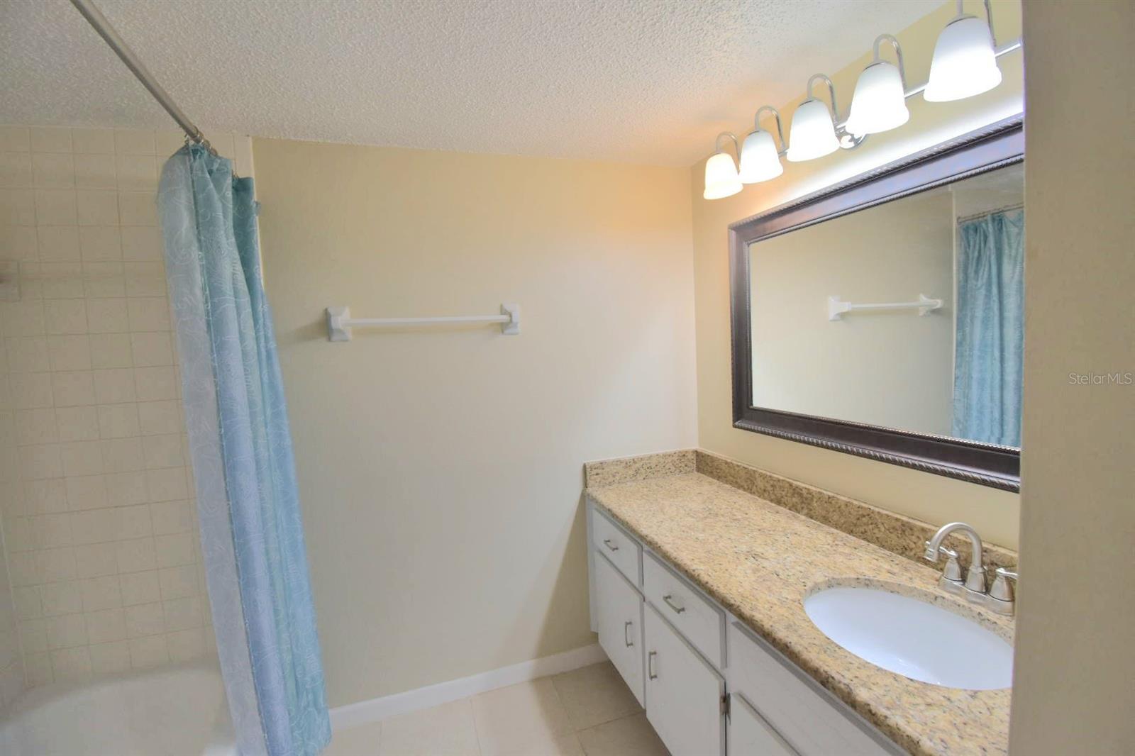 HEATHER LAKE APTS CONDO - Residential
