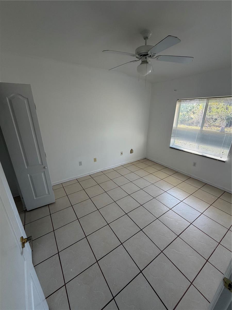 LEHIGH ESTATES - Residential Income