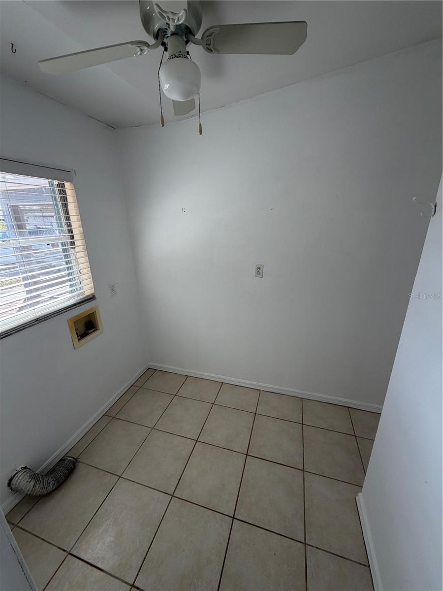 LEHIGH ESTATES - Residential Income