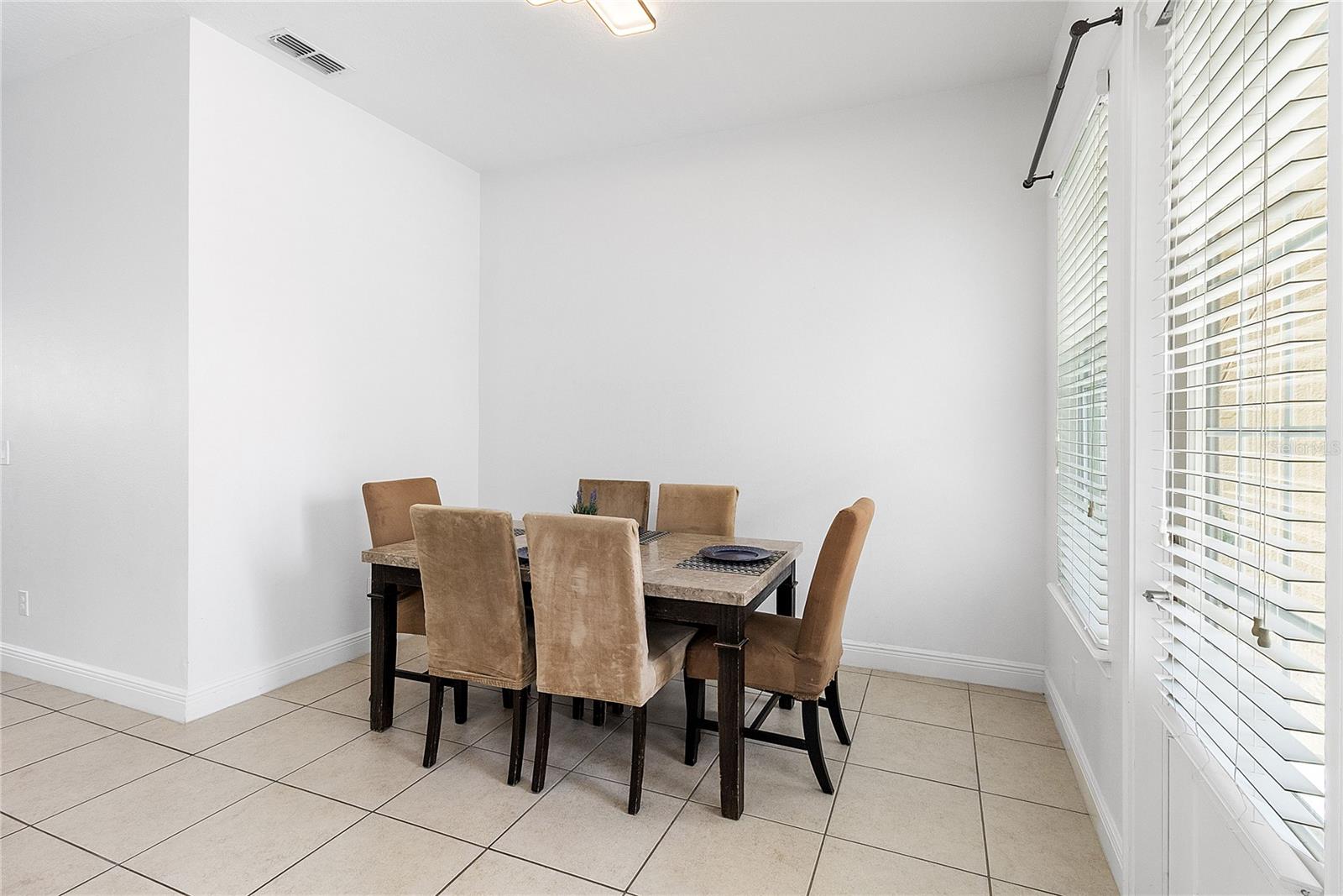 FOUNTAIN PARKE AT LAKE MARY PH 2 - Residential