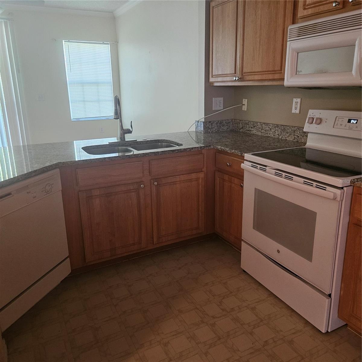5500 BENTGRASS DRIVE 112
