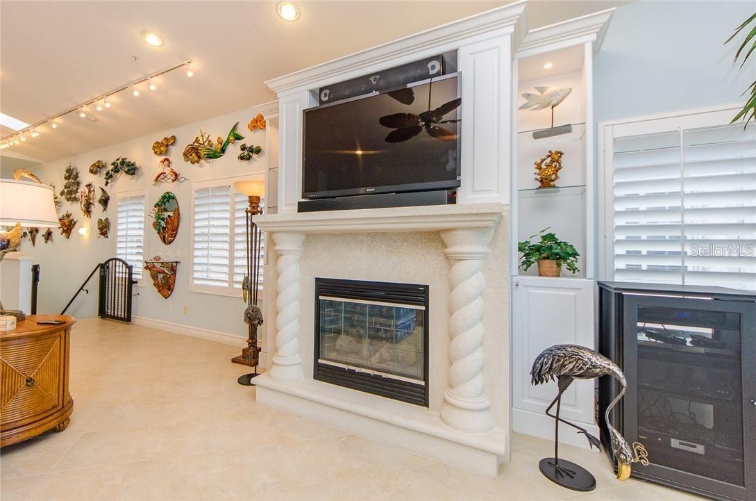 BELLA PLAYA TWNHMS - Residential