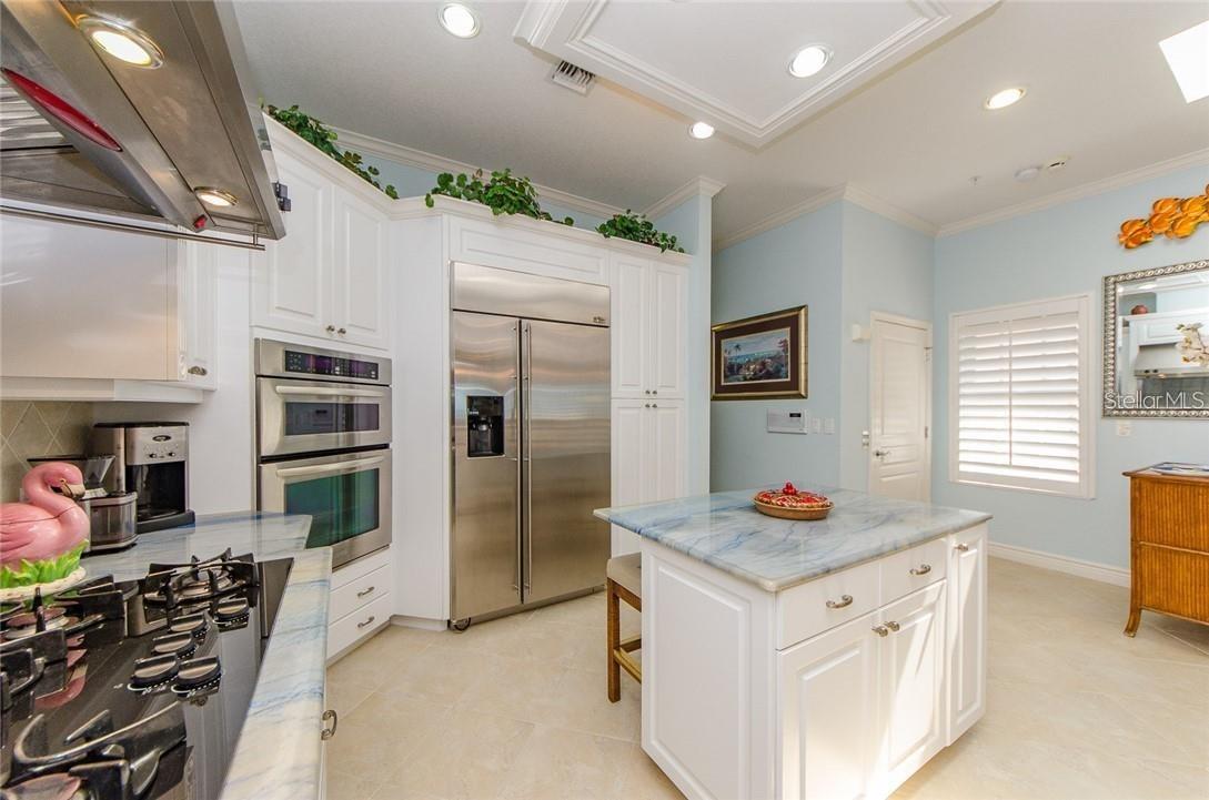 BELLA PLAYA TWNHMS - Residential