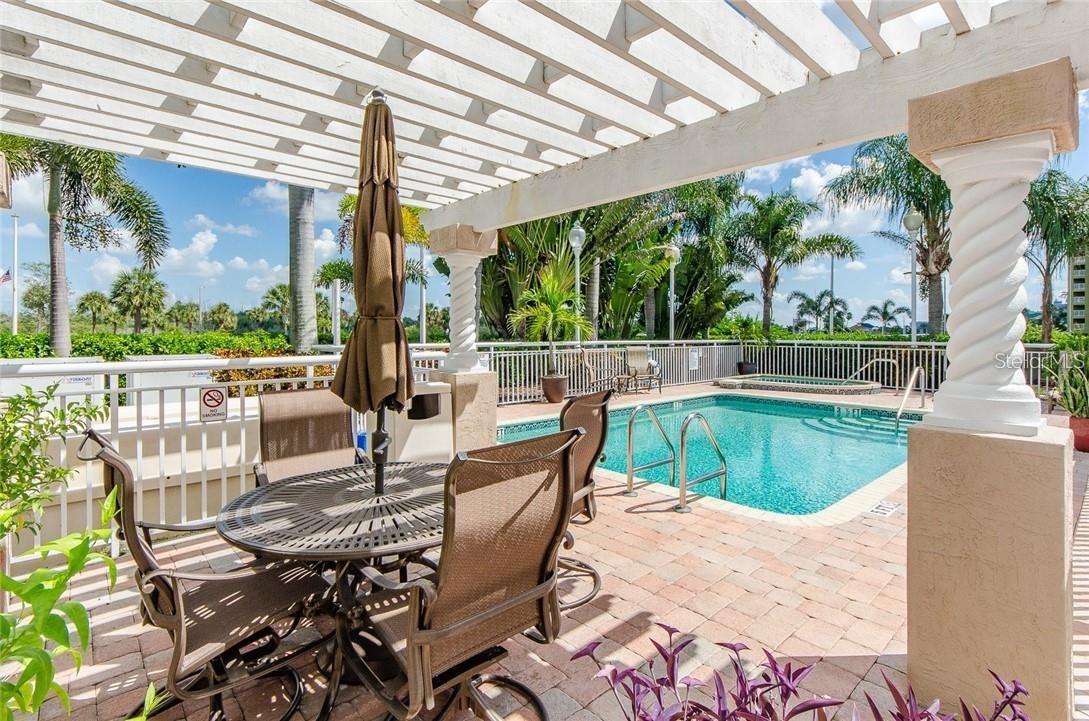 BELLA PLAYA TWNHMS - Residential