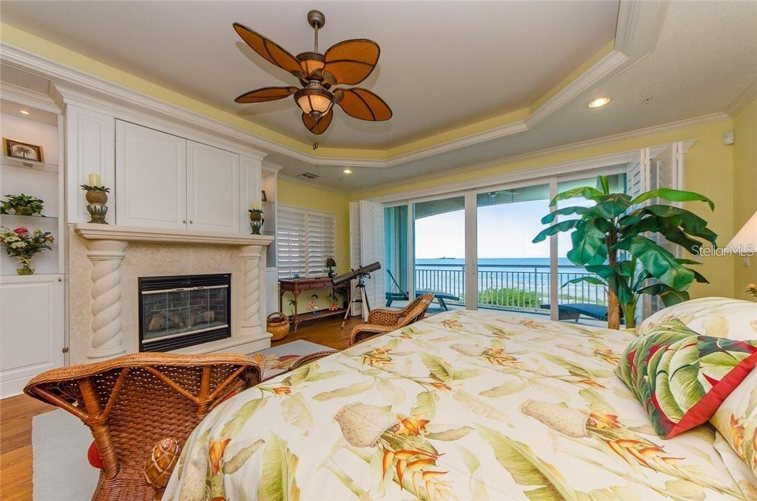 BELLA PLAYA TWNHMS - Residential