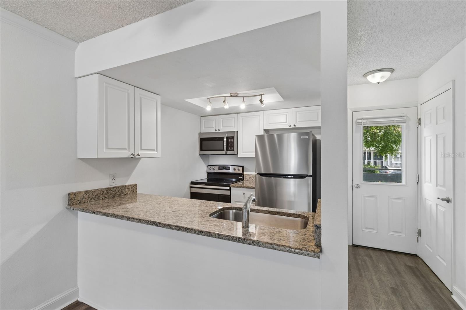 WESTSHORE CLUB II - Residential