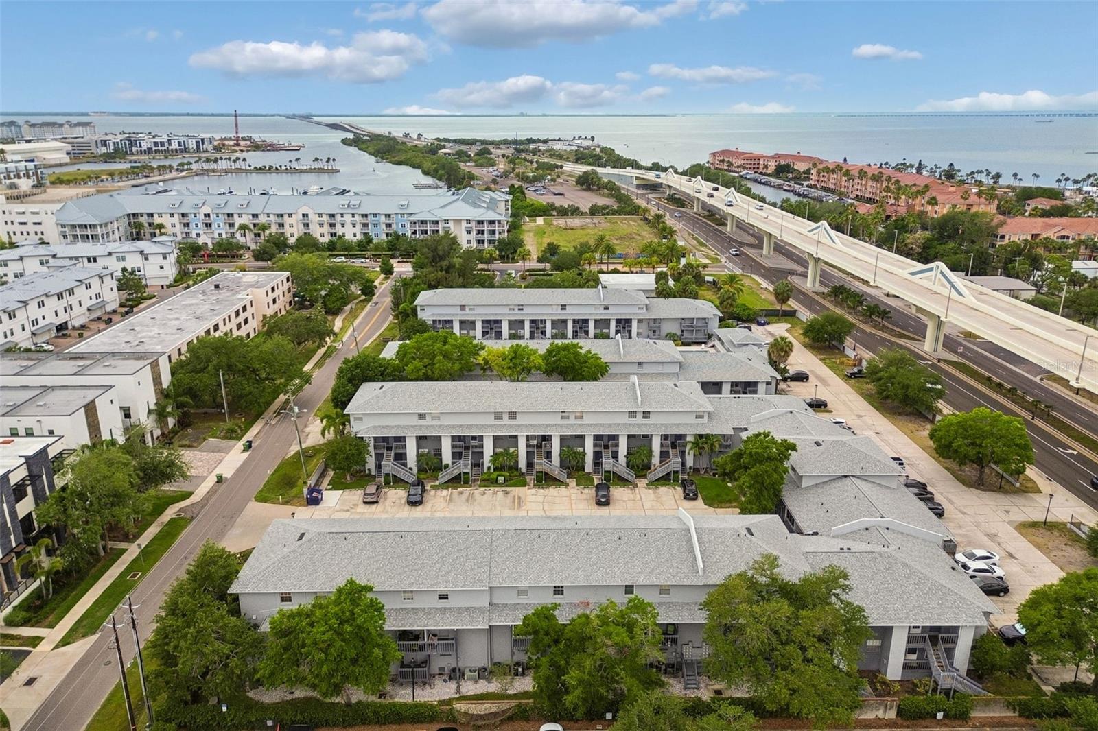 WESTSHORE CLUB II - Residential