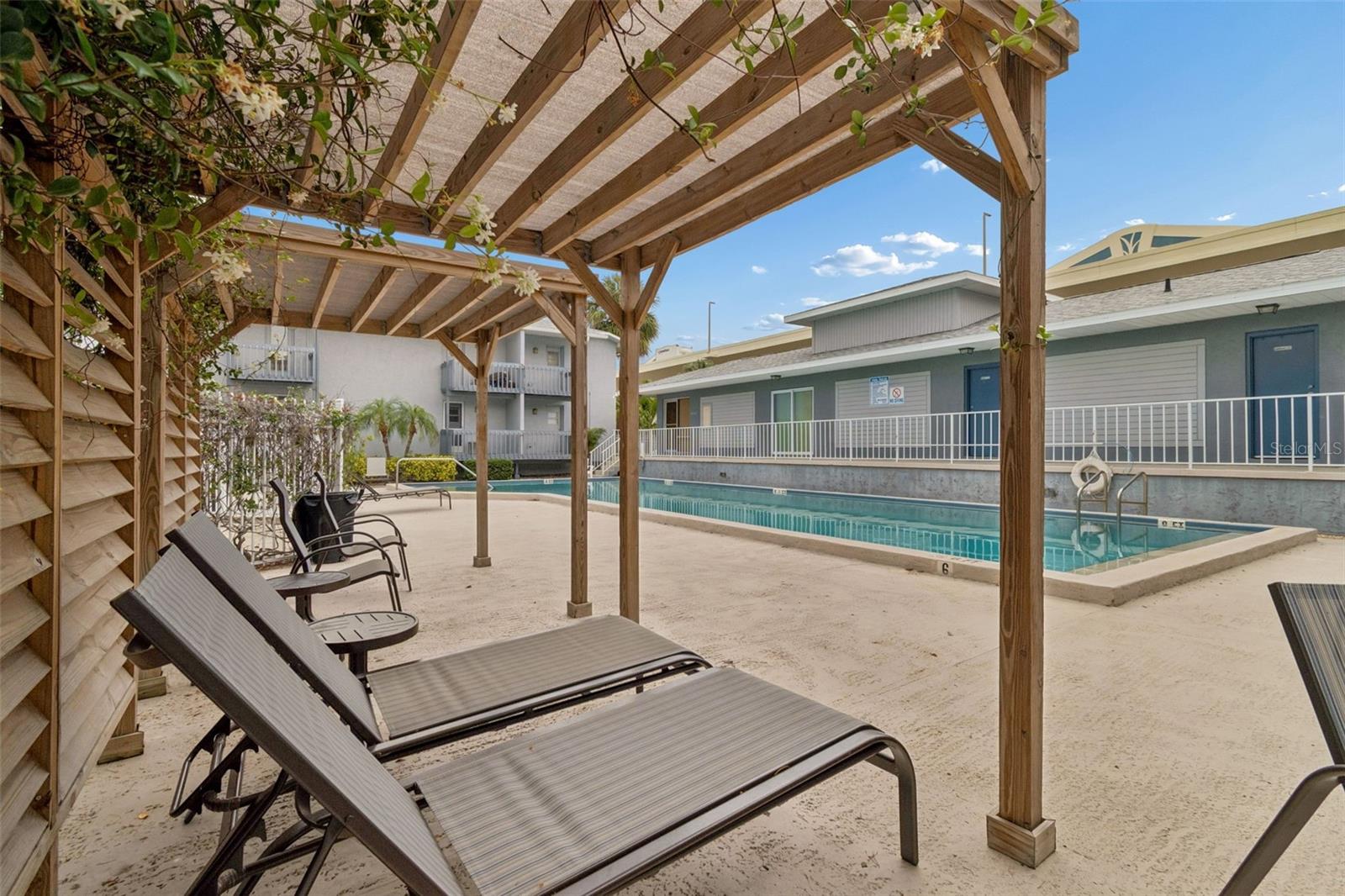 WESTSHORE CLUB II - Residential