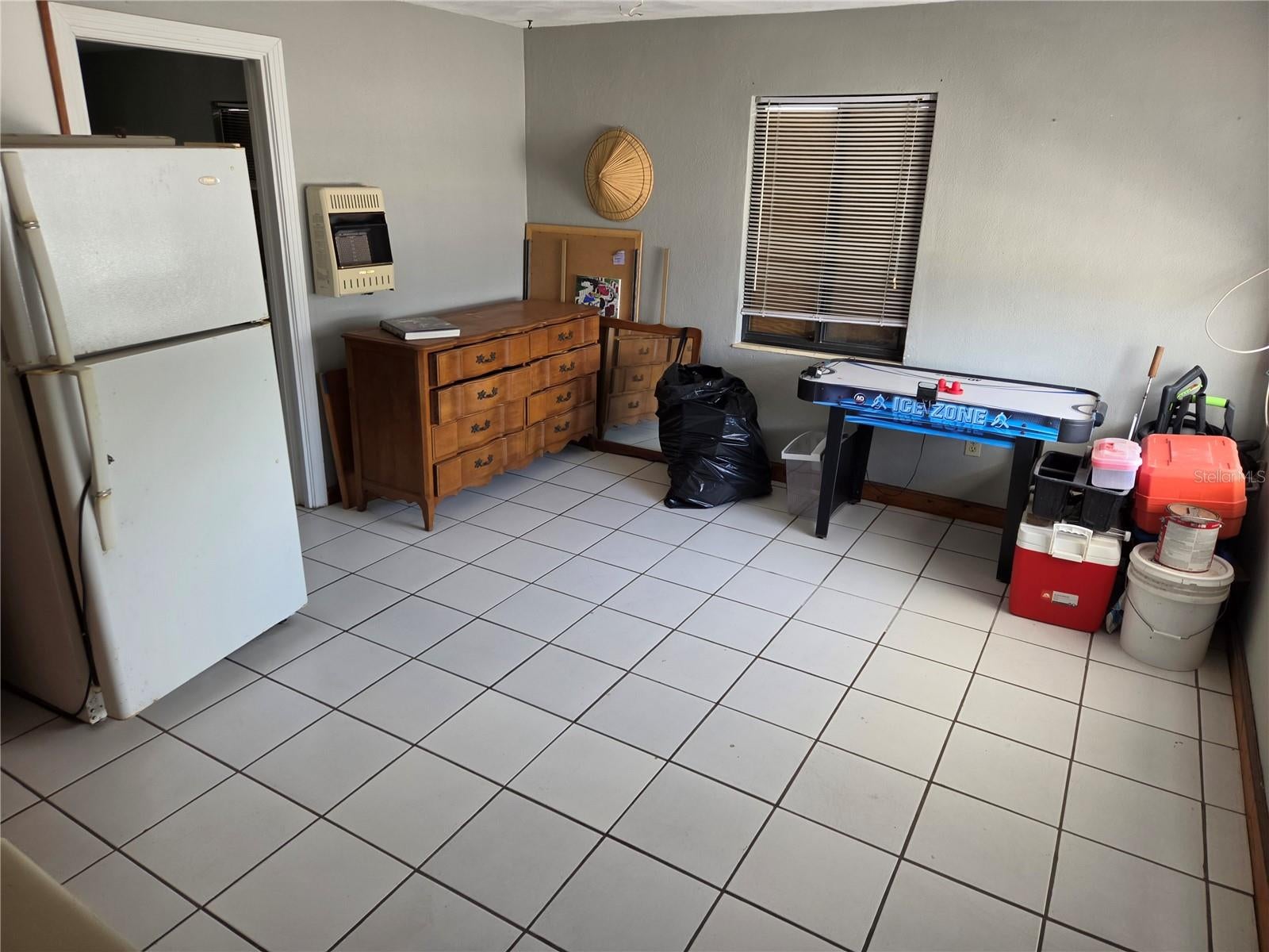 580 BAY ESPLANADE