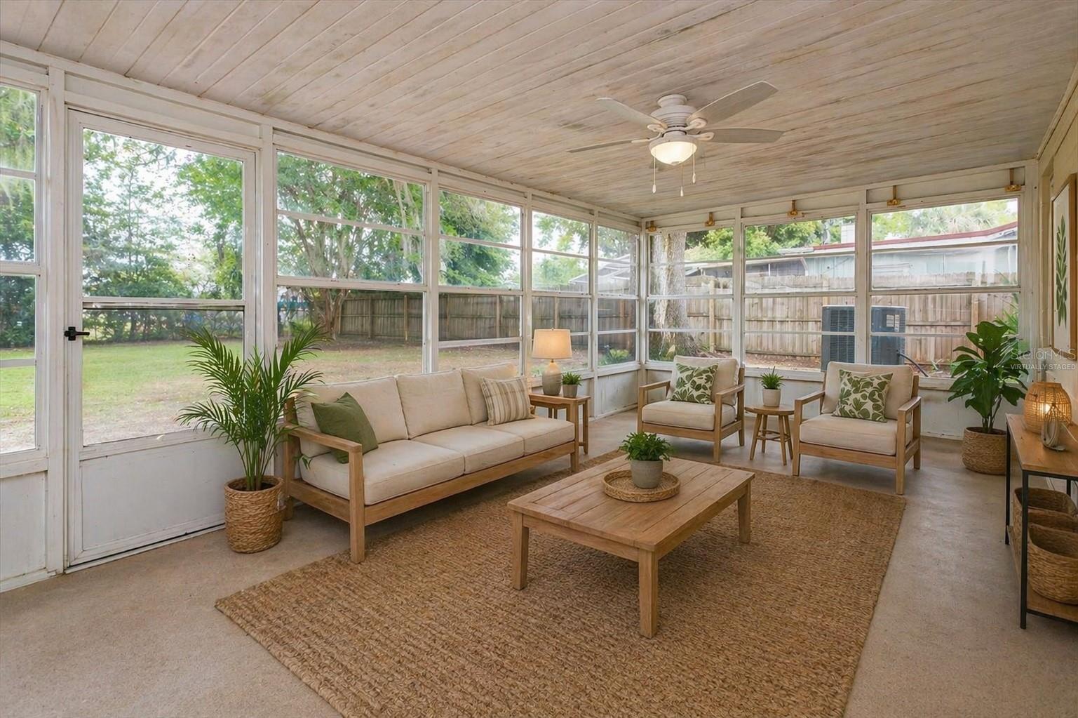 TAVARES LAKEWOOD PARK - Residential