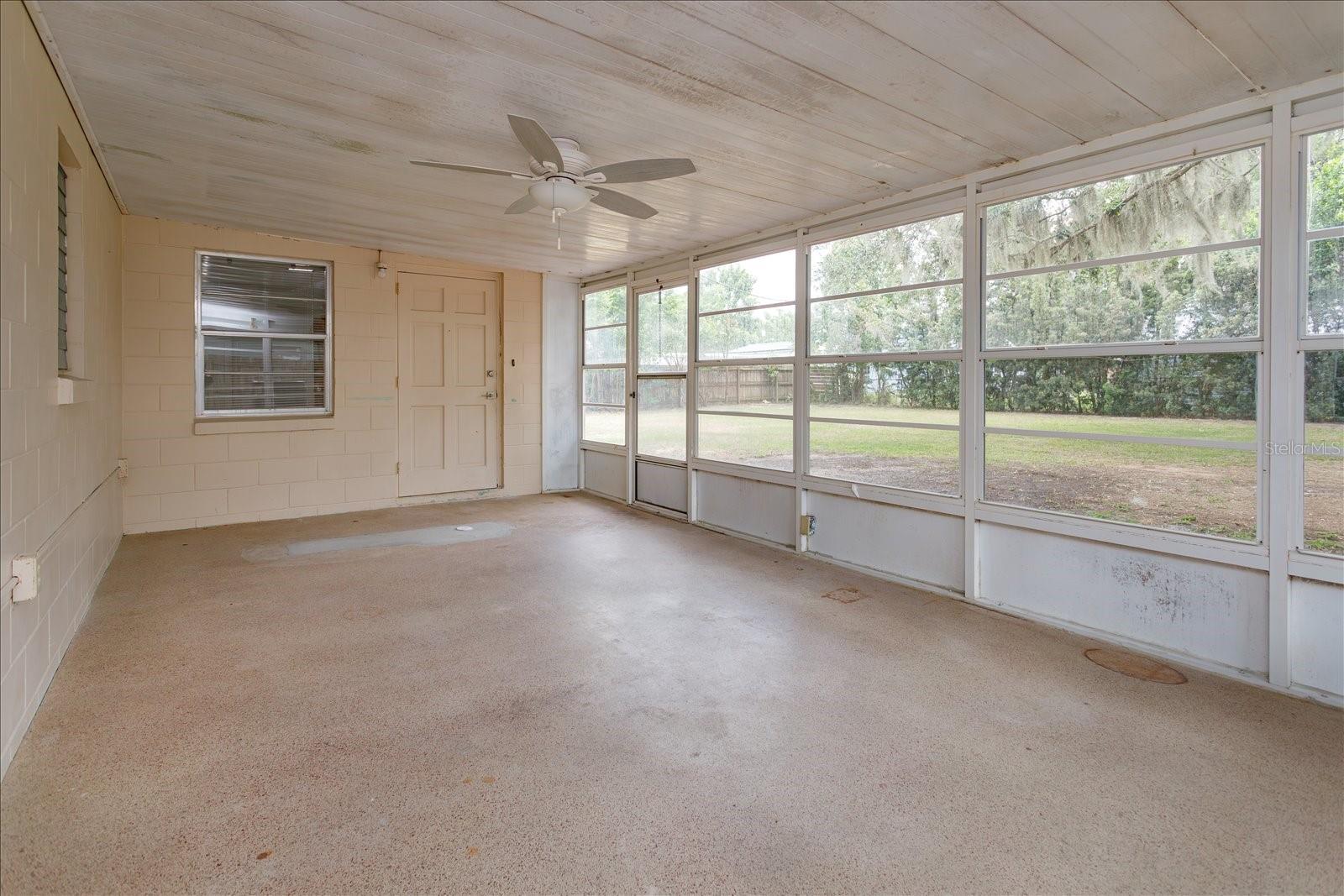 TAVARES LAKEWOOD PARK - Residential