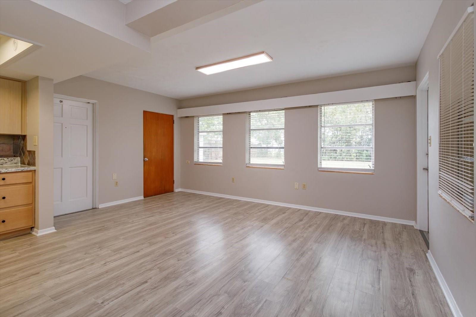 TAVARES LAKEWOOD PARK - Residential