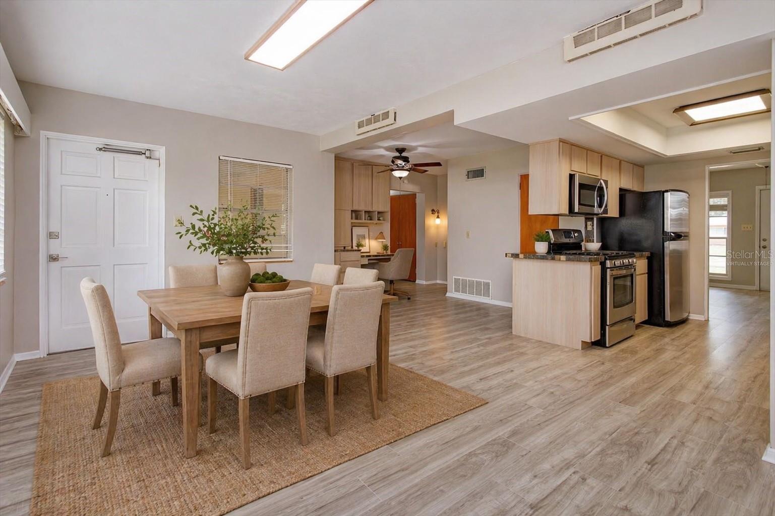 TAVARES LAKEWOOD PARK - Residential