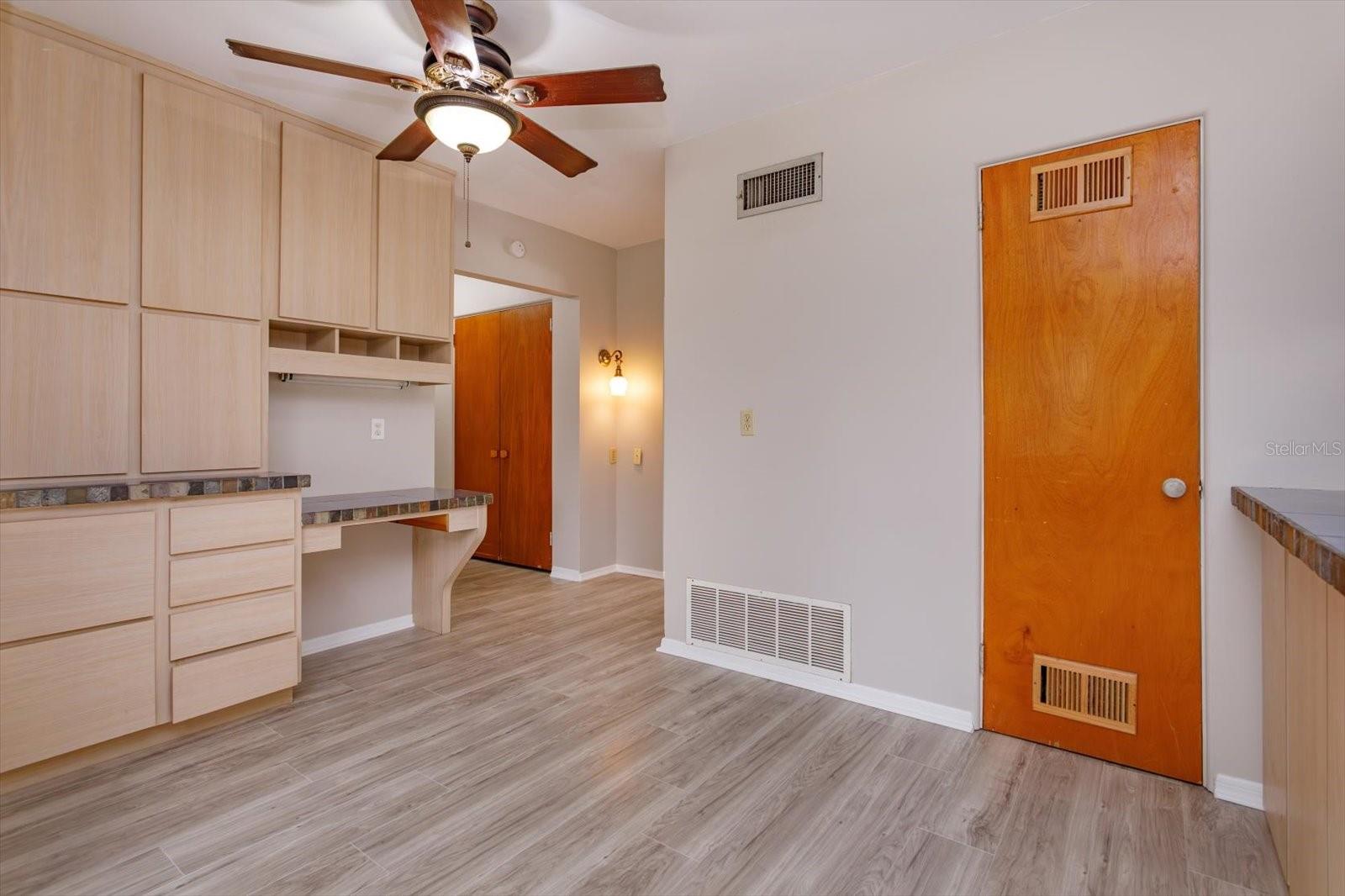 TAVARES LAKEWOOD PARK - Residential