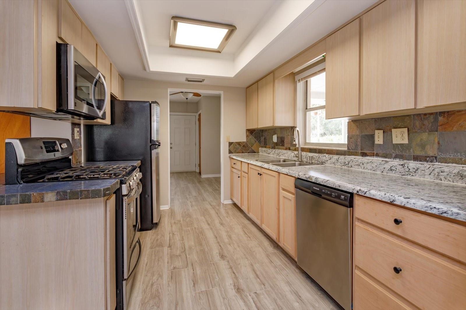 TAVARES LAKEWOOD PARK - Residential