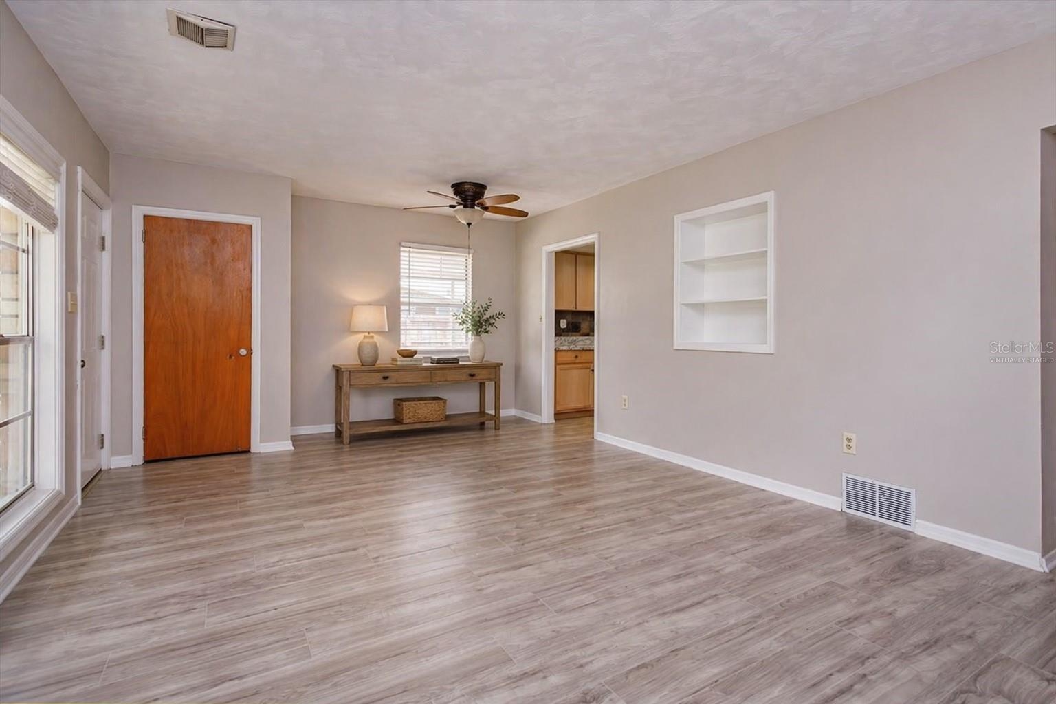 TAVARES LAKEWOOD PARK - Residential