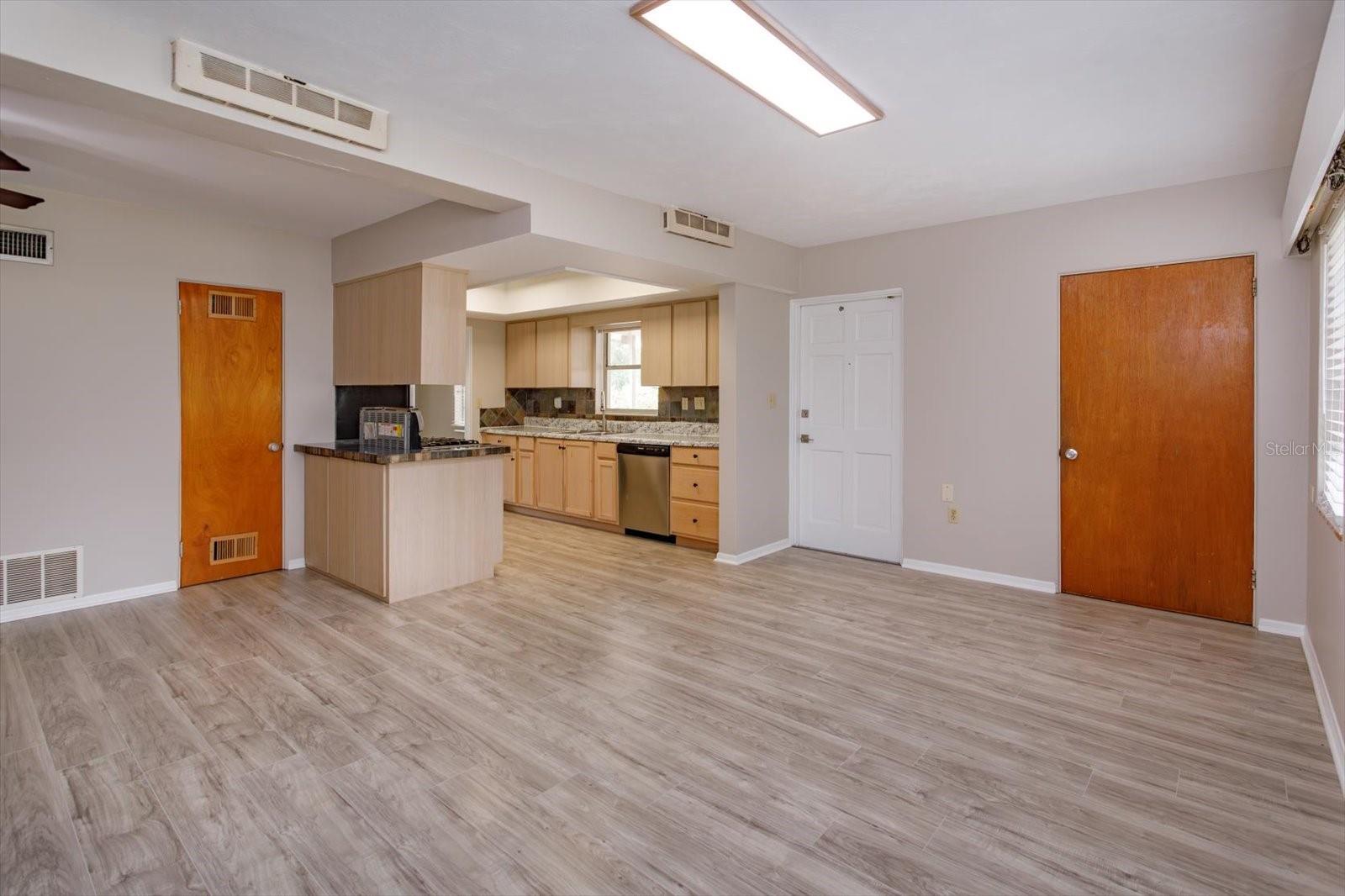 TAVARES LAKEWOOD PARK - Residential