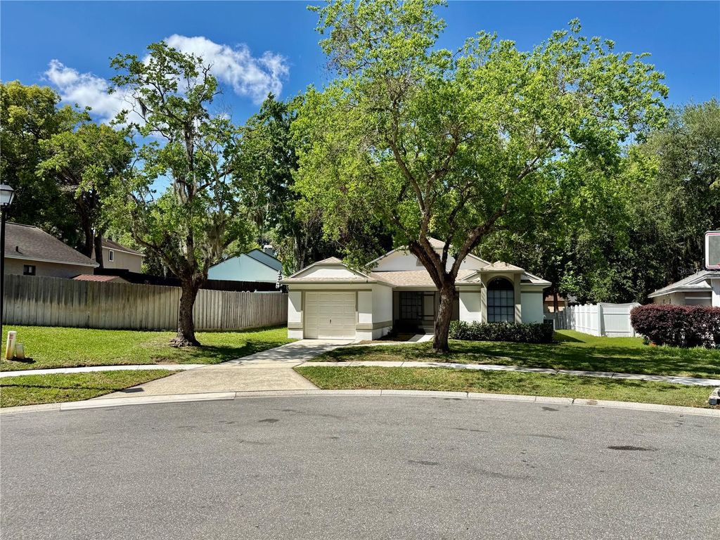 Photo of 1720 Waterbeach Court, Apopka, FL 32703 (MLS # O6396401)