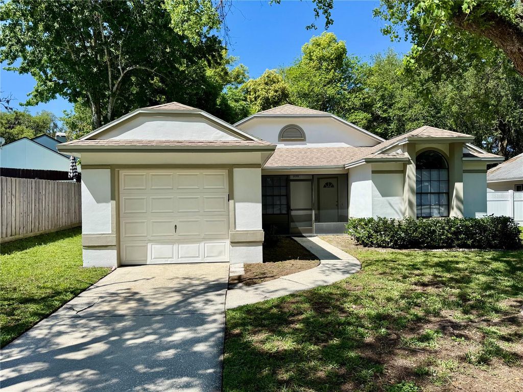 Photo of 1720 Waterbeach Court, Apopka, FL 32703 (MLS # O6396401)