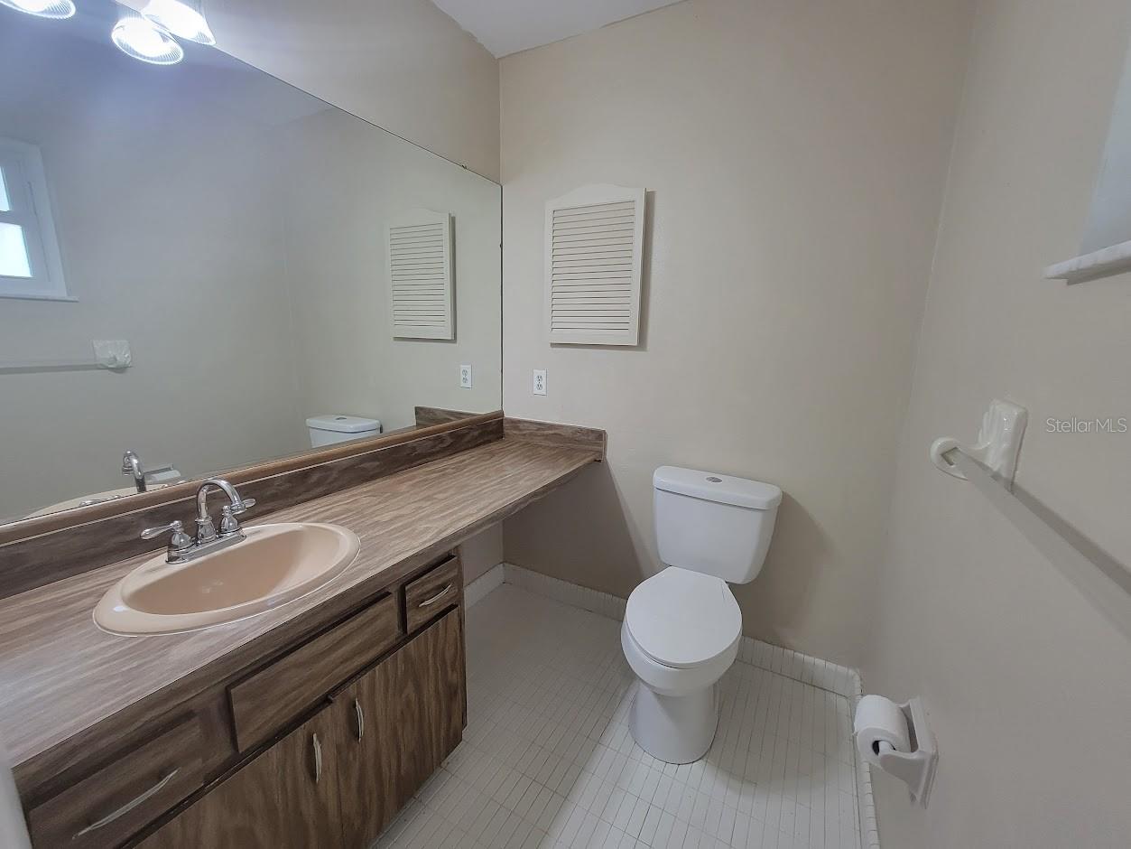 PORT CHARLOTTE SUB 03 - Residential Lease