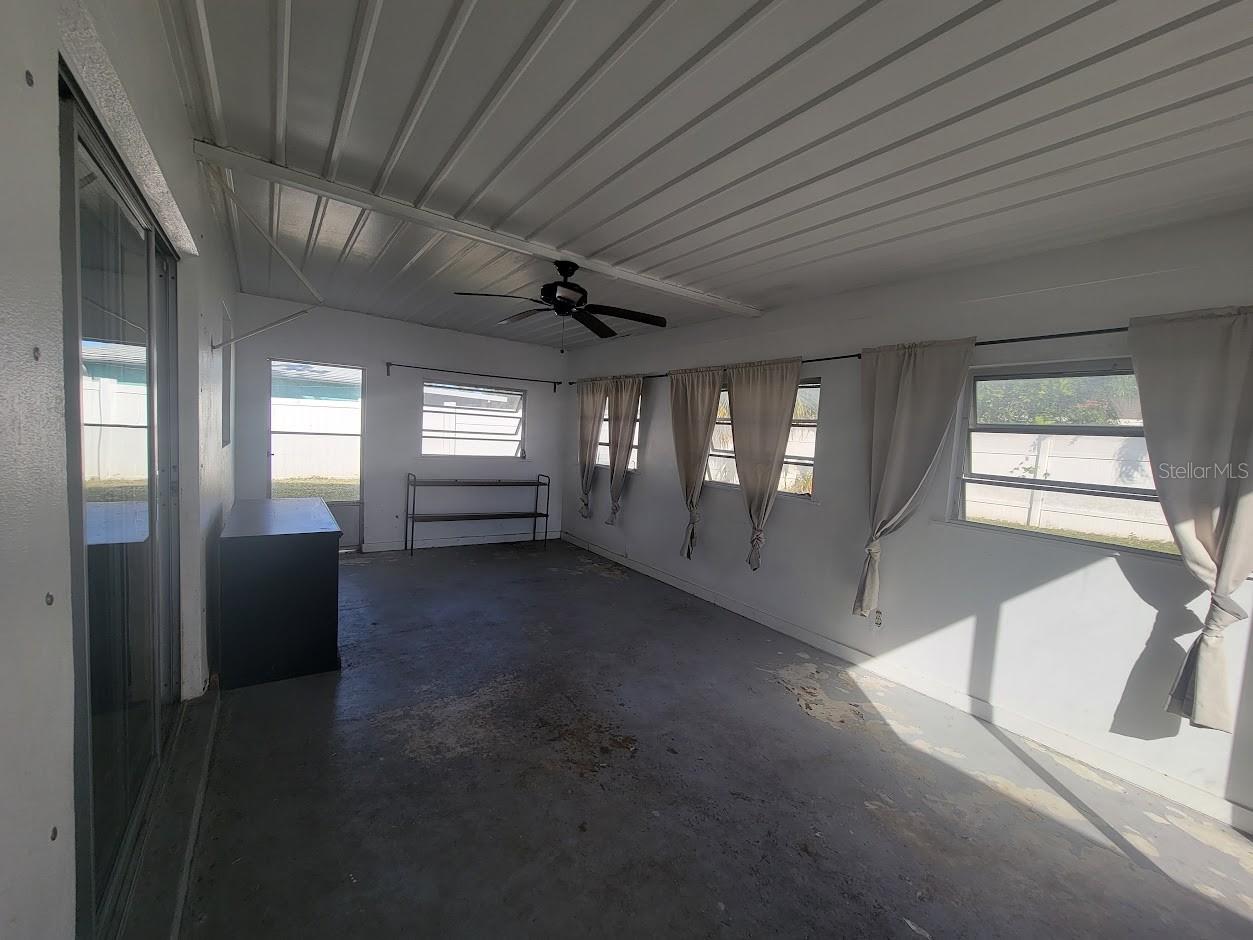 PORT CHARLOTTE SUB 03 - Residential Lease