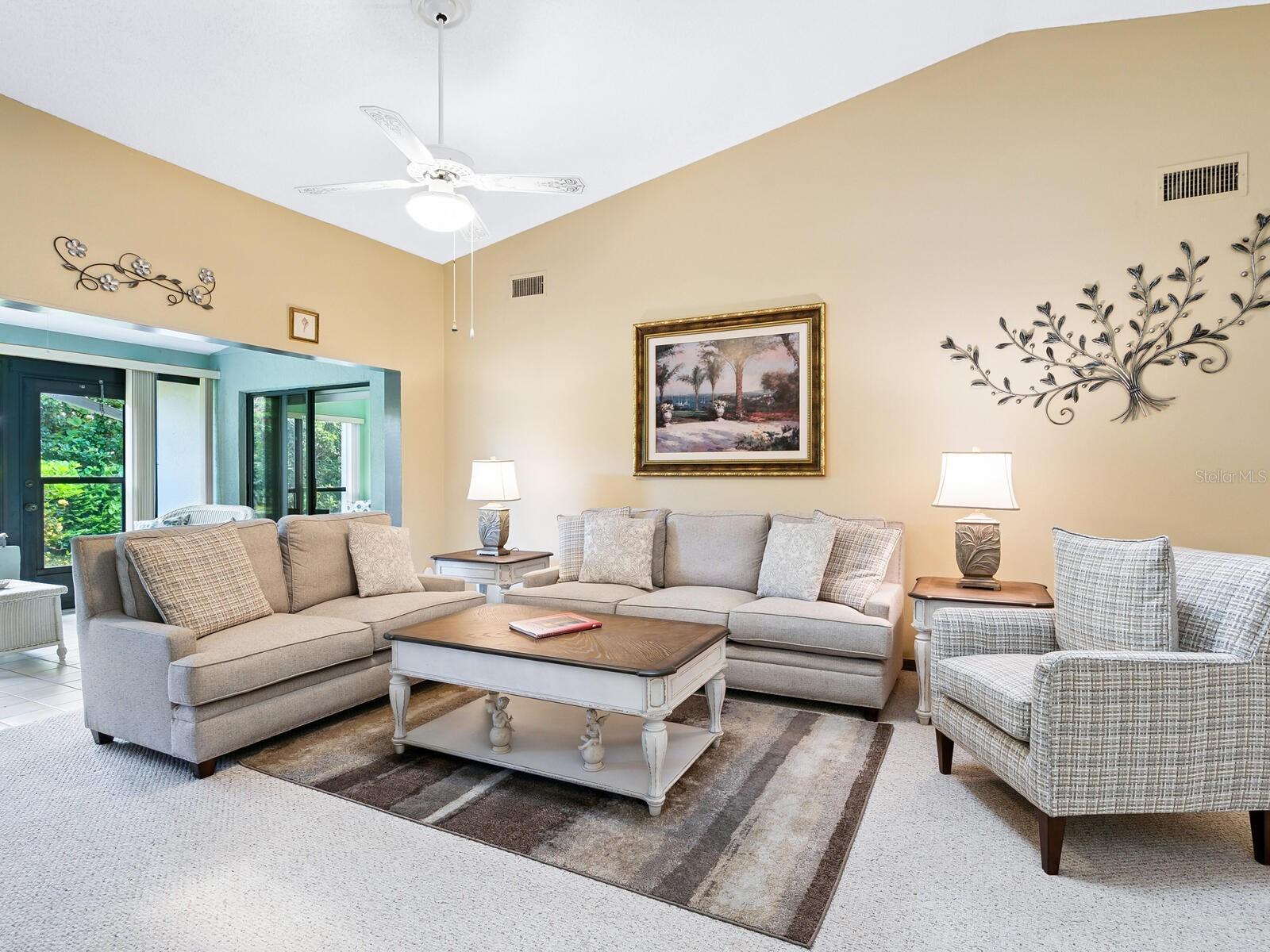 4042 WILSHIRE CIRCLE E 151