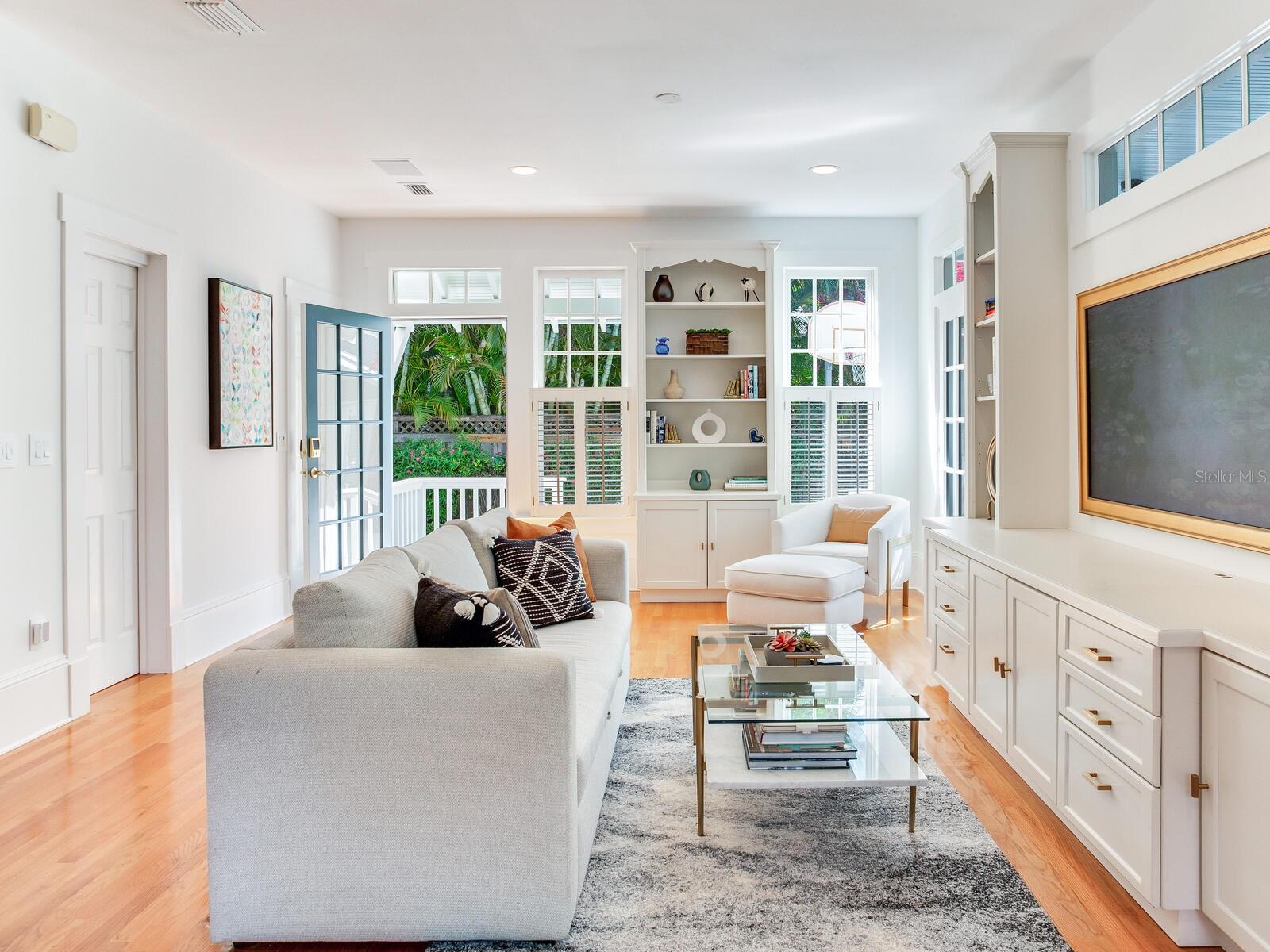 WEST HYDE PARK - Residential