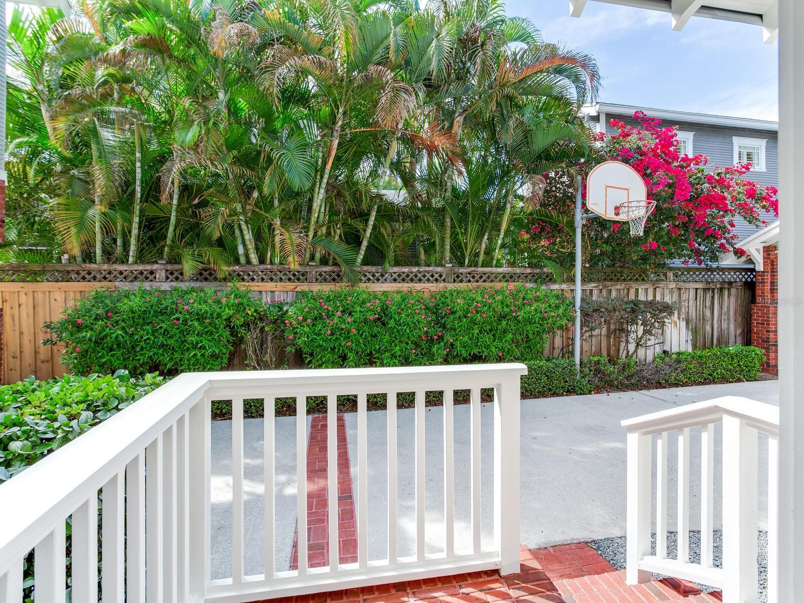 WEST HYDE PARK - Residential