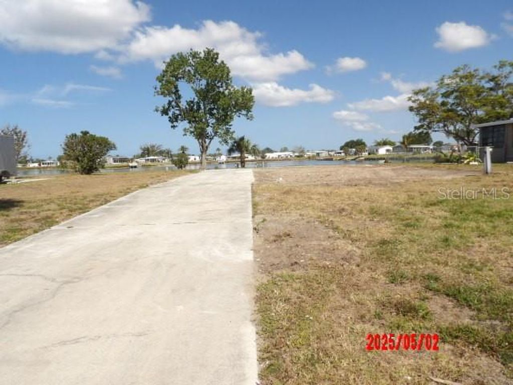 Photo of 6245 Oriole Boulevard, Englewood, FL 34224 (MLS # D6142211)