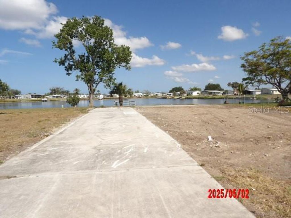 Photo of 6245 Oriole Boulevard, Englewood, FL 34224 (MLS # D6142211)