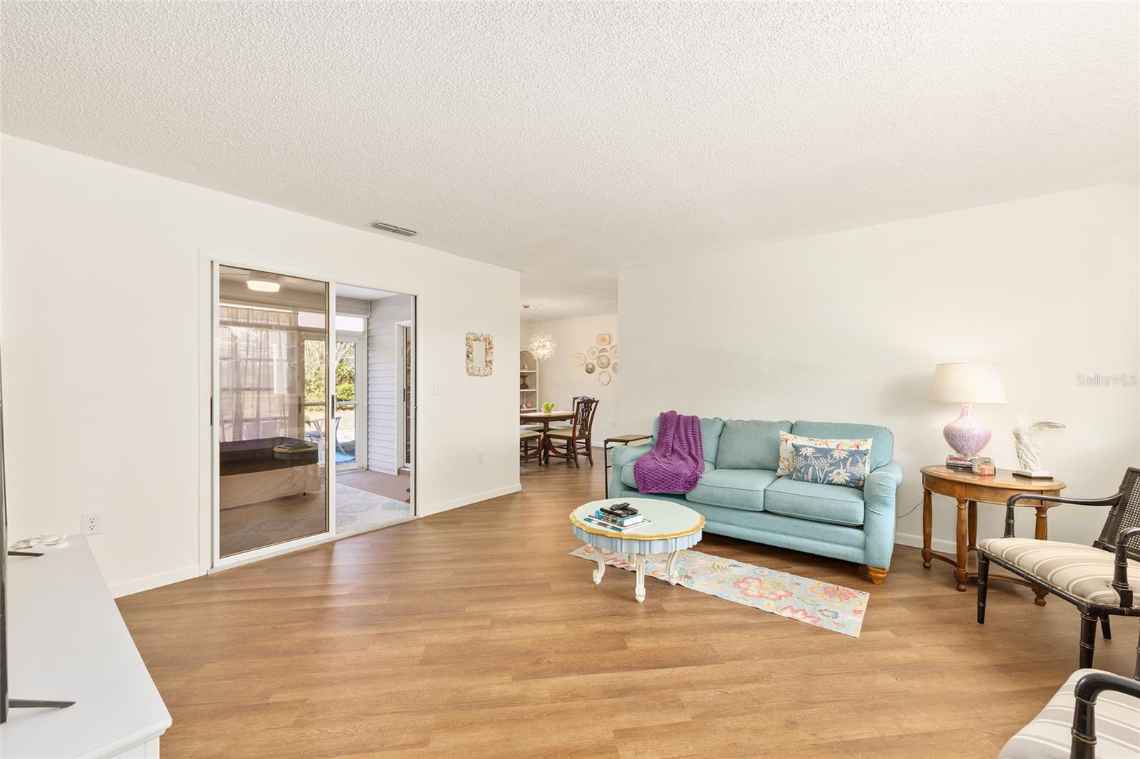 OAK RUN - Residential