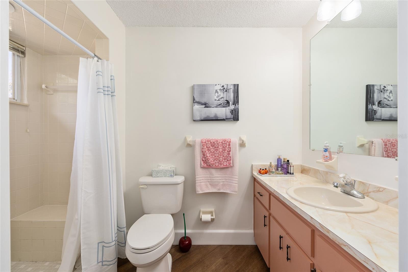 OAK RUN - Residential