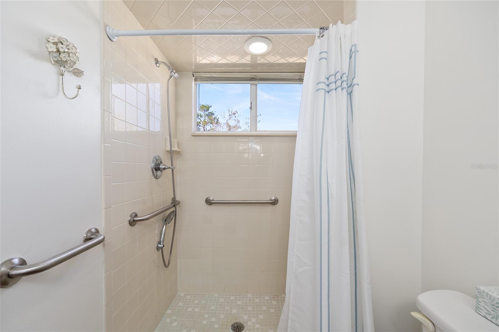 OAK RUN - Residential