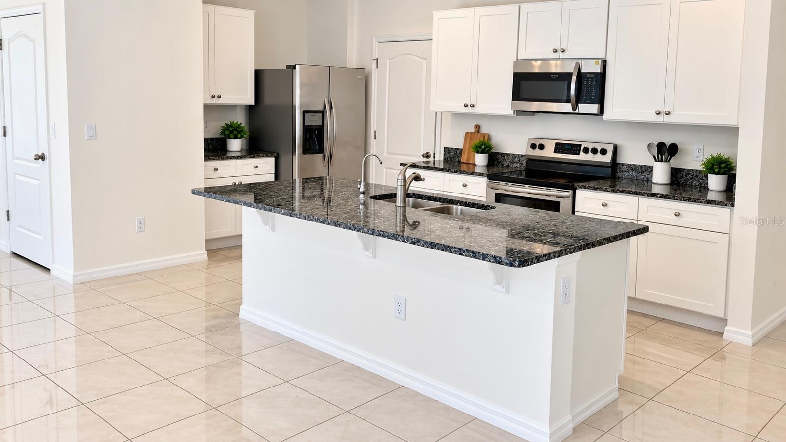 3033 TIMBER HAWK CIRCLE