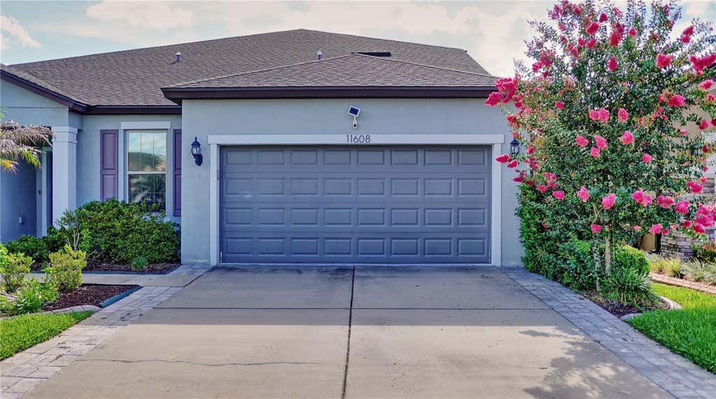 Photo of 11608 Dublin Grafton Drive, Riverview, FL 33579 (MLS # G5113107)
