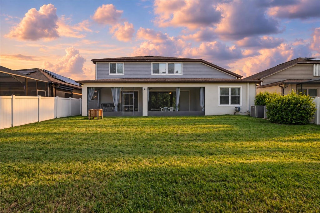 Photo of 11608 Dublin Grafton Drive, Riverview, FL 33579 (MLS # G5113107)