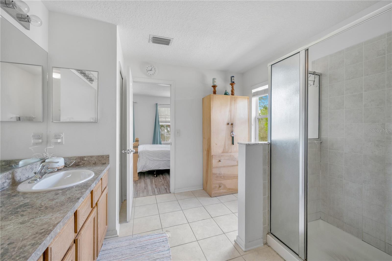 BALLANTRAE VILLAGE 01 - Residential