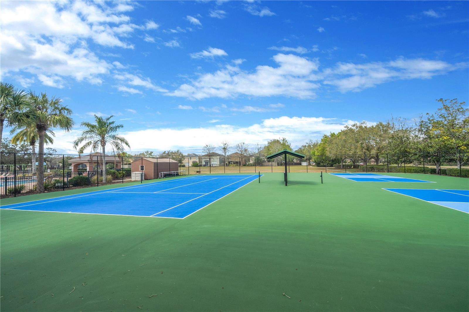 BALLANTRAE VILLAGE 01 - Residential