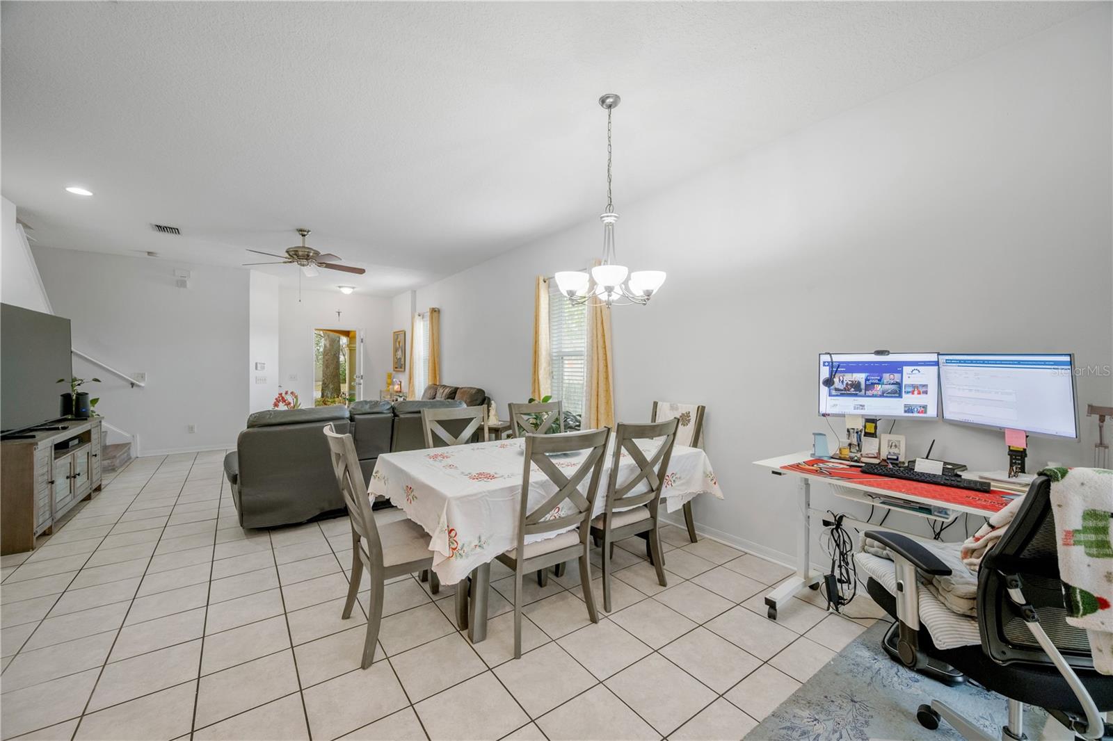 BALLANTRAE VILLAGE 01 - Residential