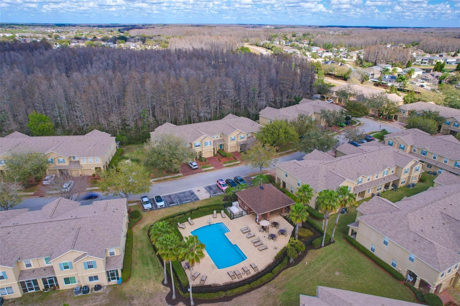 BALLANTRAE VILLAGE 01 - Residential