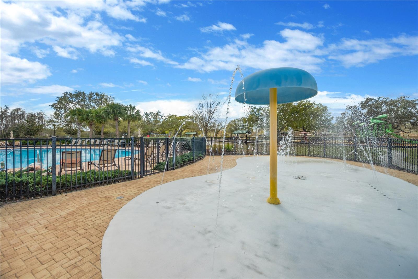 BALLANTRAE VILLAGE 01 - Residential