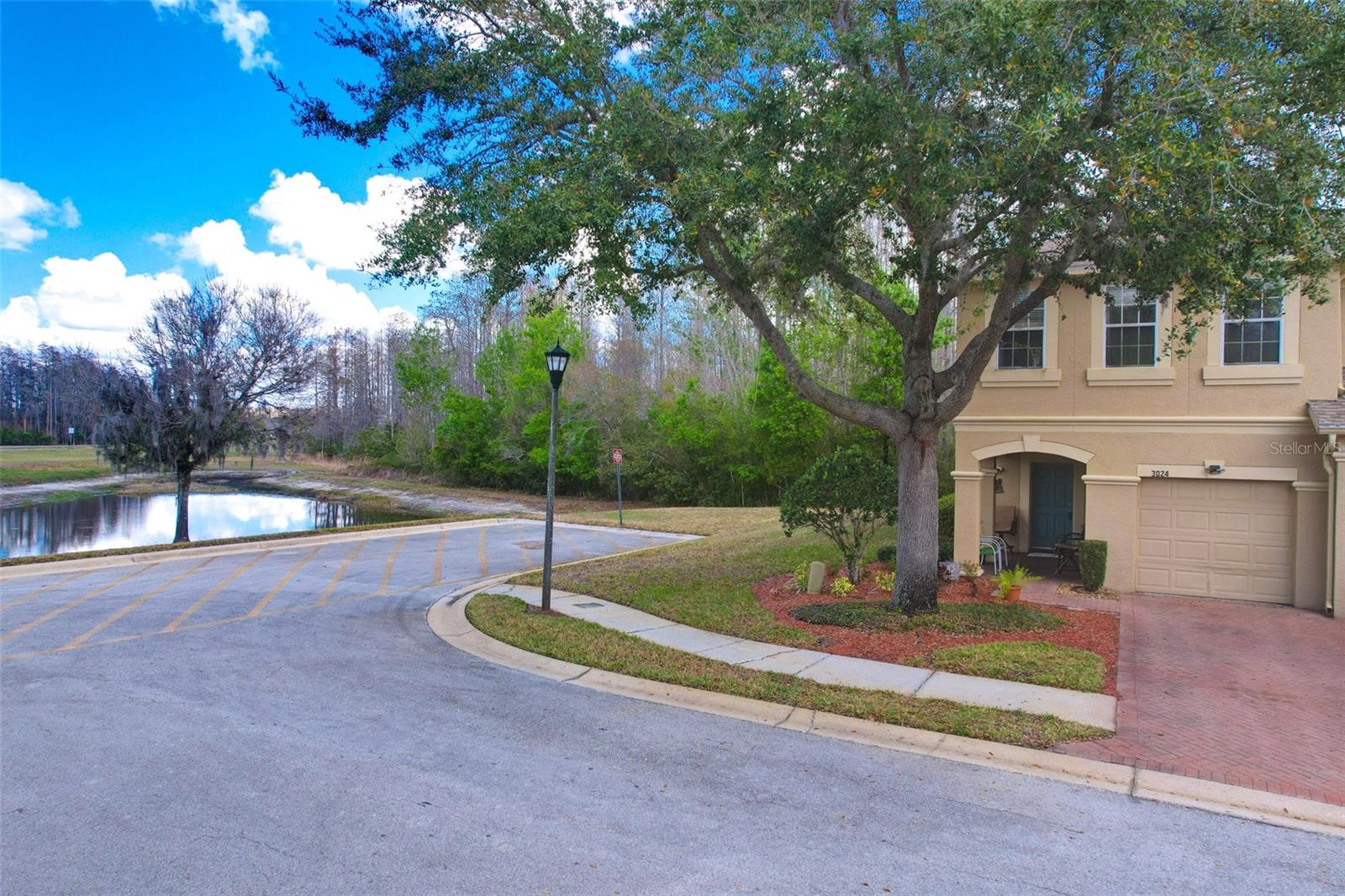 BALLANTRAE VILLAGE 01 - Residential