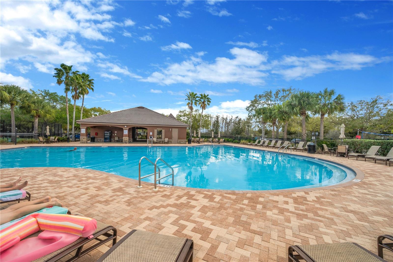 BALLANTRAE VILLAGE 01 - Residential