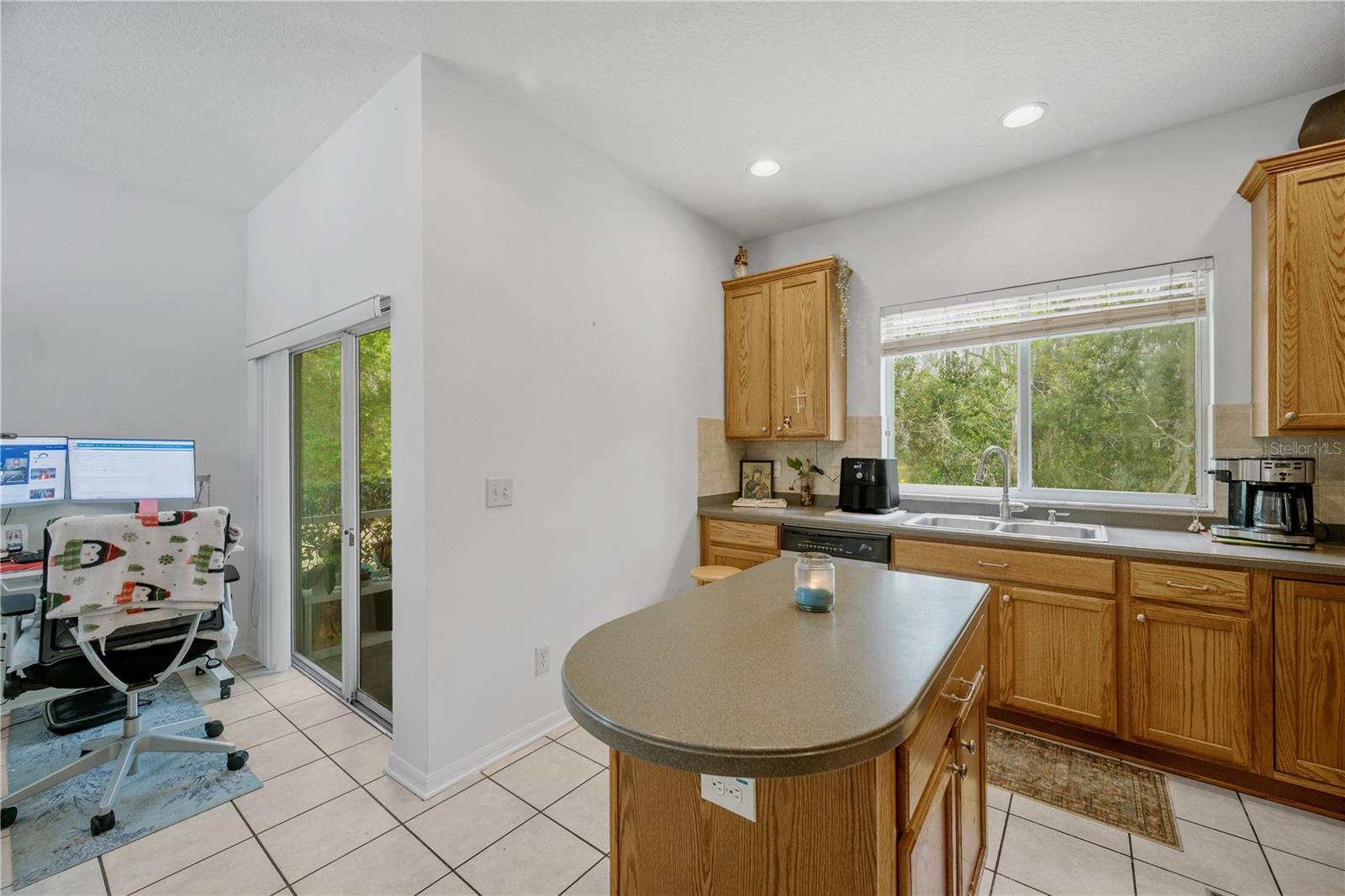 BALLANTRAE VILLAGE 01 - Residential