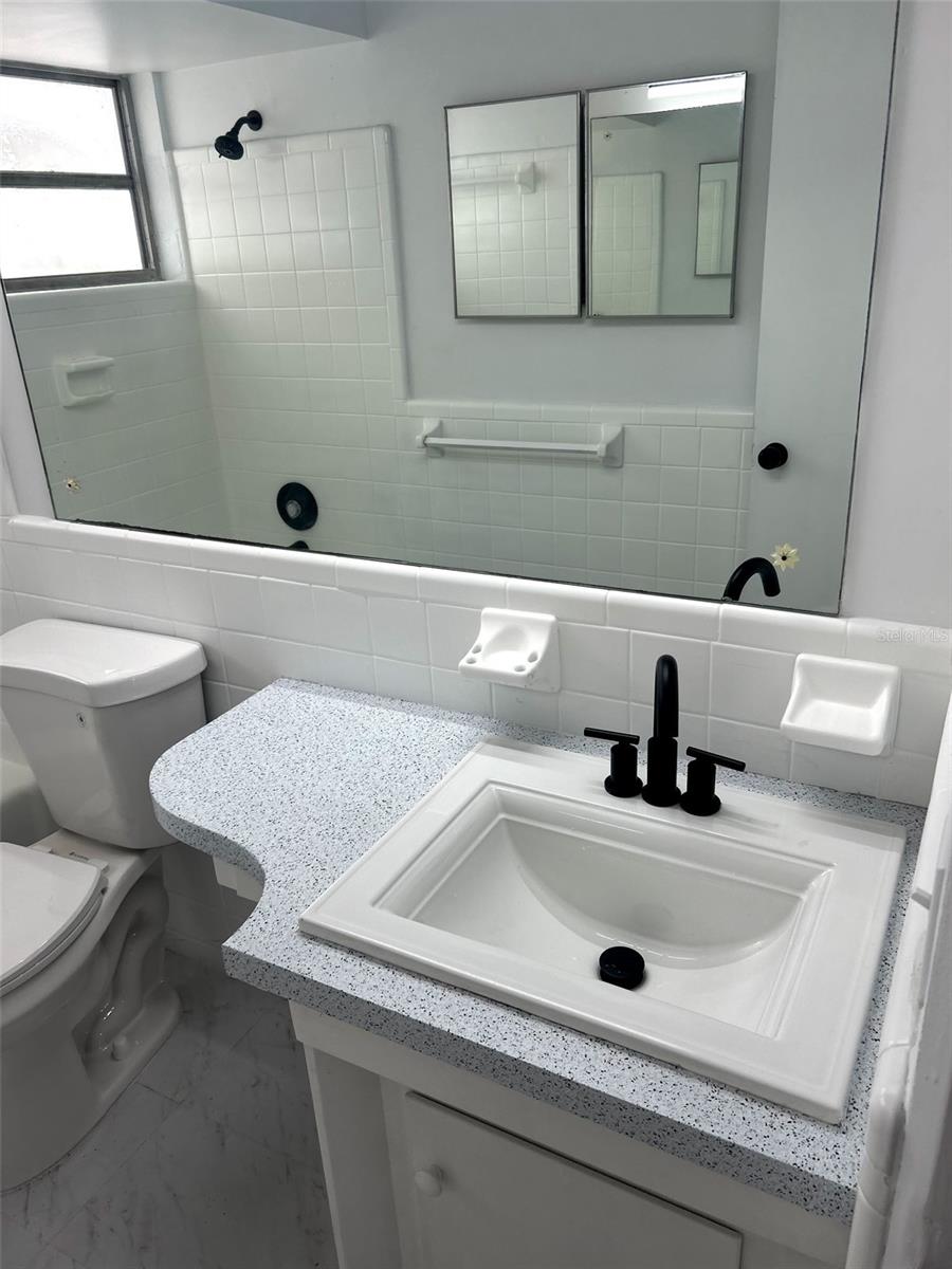 RIDGEWOOD GROVES - Residential